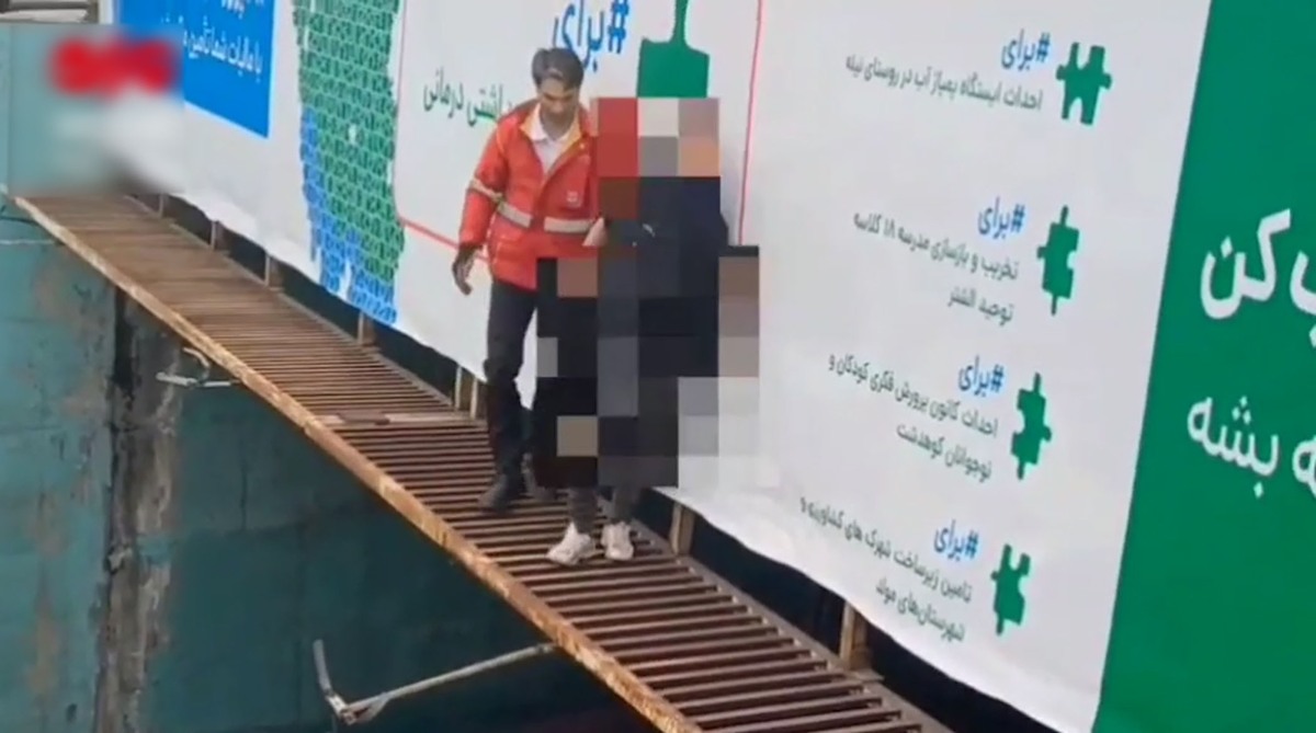 عملیات نجات یک جوان از خودکشی توسط آتش‌نشان‌‌ها