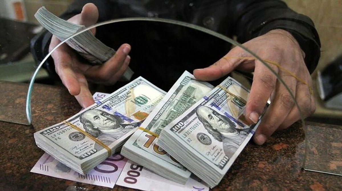 ادعای حمایت از پزشکیان به شرط افزایش قیمت دلار!