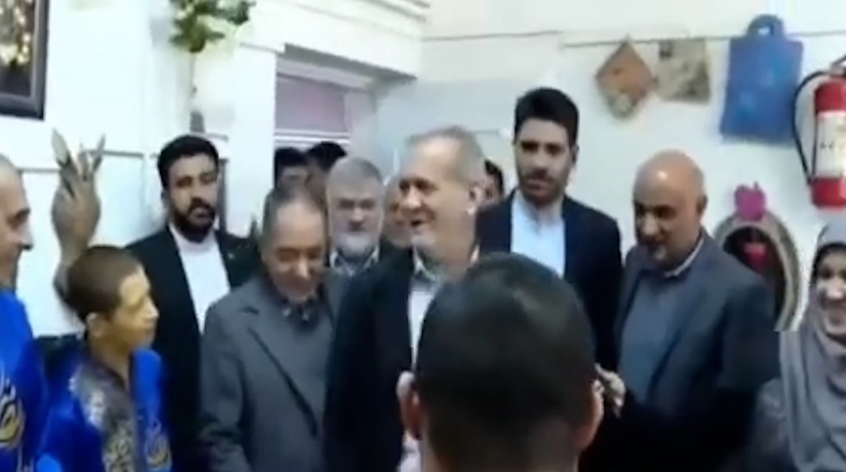 عکس العمل عجیب پزشکیان در مواجهه با معلولین