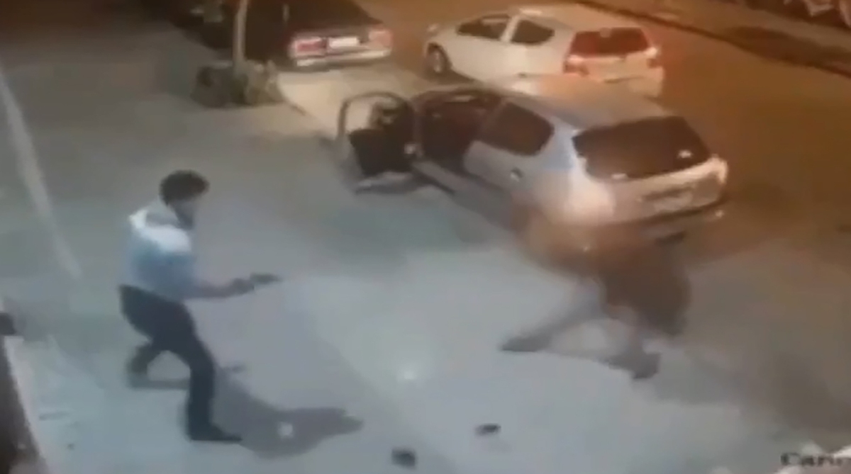 لحظات شلیک راننده 206 به سارق خودرو!