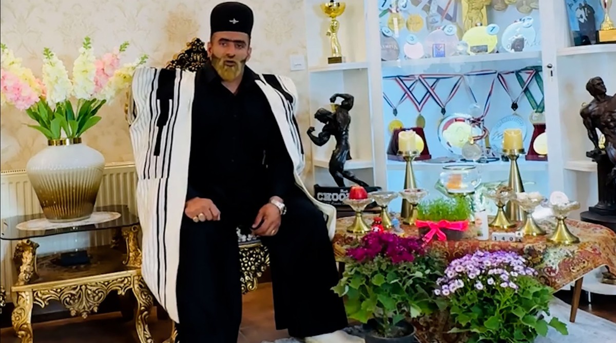 استایل جالب هادی چوپان در پیام تبریک نوروز