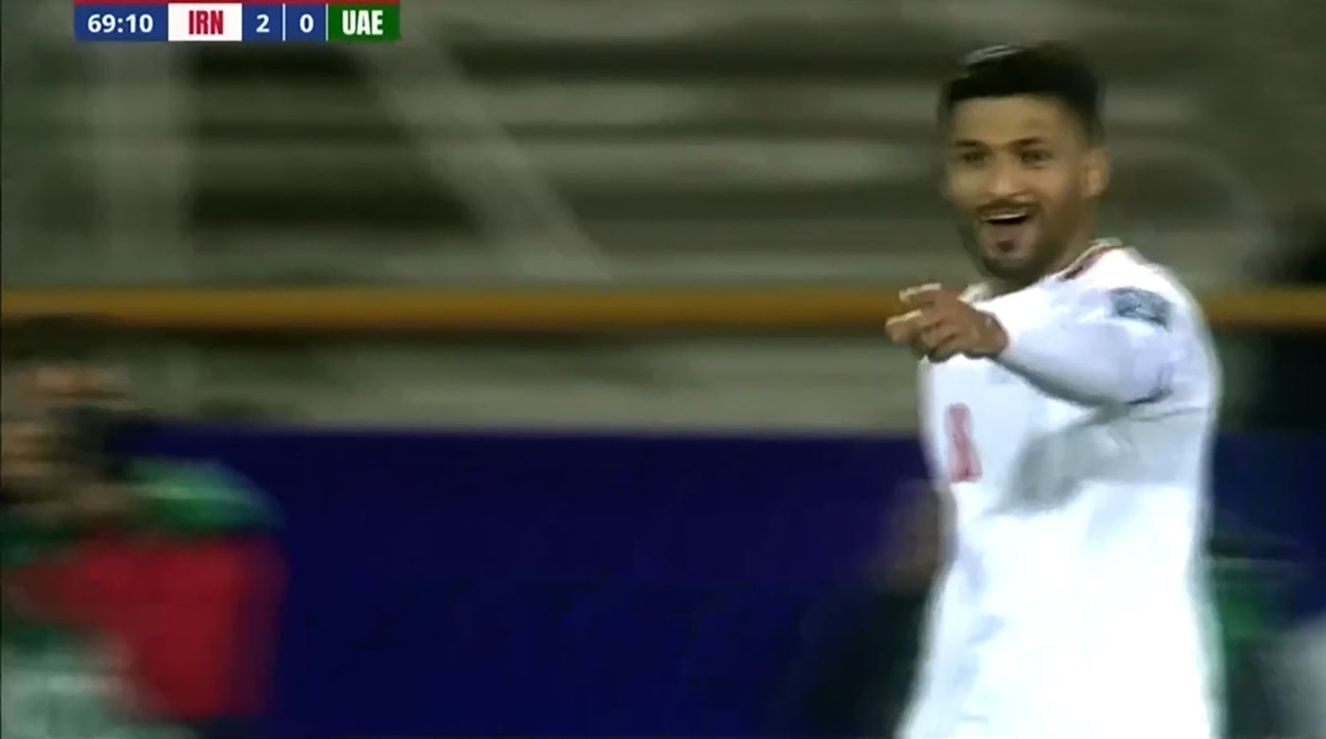 خلاصه بازی ایران 2 - امارات 0