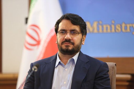وزیر ارشاد با معاون و برادر داماد رئیسی آمد / محمود احمدی نژاد در راه وزارت کشور