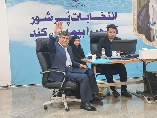 اسحاق جهانگیری معاون اول حسن روحانی رسماً ثبت نام کرد / قالیباف هم ثبت نام می کند؟ / سعید محمد: کاندیدا نمی‌شوم