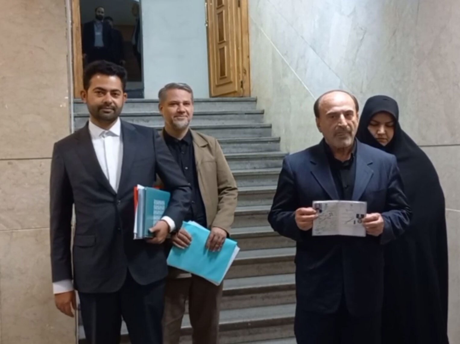 اسحاق جهانگیری معاون اول حسن روحانی رسماً ثبت نام کرد / قالیباف هم ثبت نام می کند؟ / سعید محمد و محمدرضا عارف از کاندیداتوری انصراف دادند