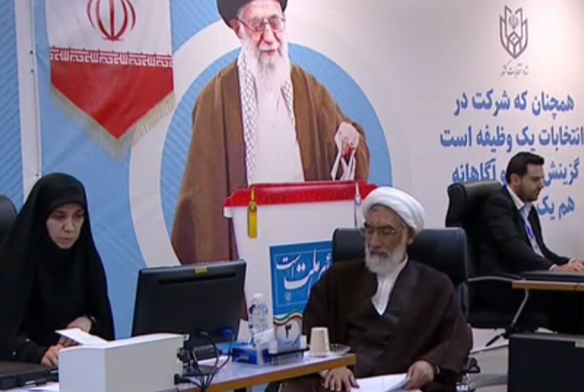 اسحاق جهانگیری معاون اول حسن روحانی رسماً ثبت نام کرد / قالیباف هم ثبت نام می کند؟ / سعید محمد و محمدرضا عارف از کاندیداتوری انصراف دادند