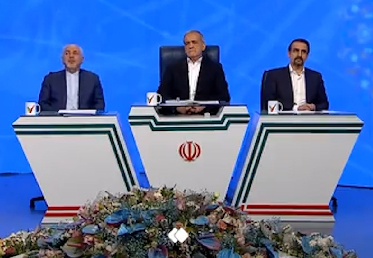ظریف این گونه خودش را خرج پزشکیان کرد