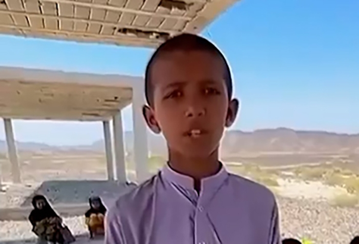 این کودکان ایرانی هم حق‌شان یک مدرسه است  + جوابیه اداره نوسازی مدارس سیستان و بلوچستان
