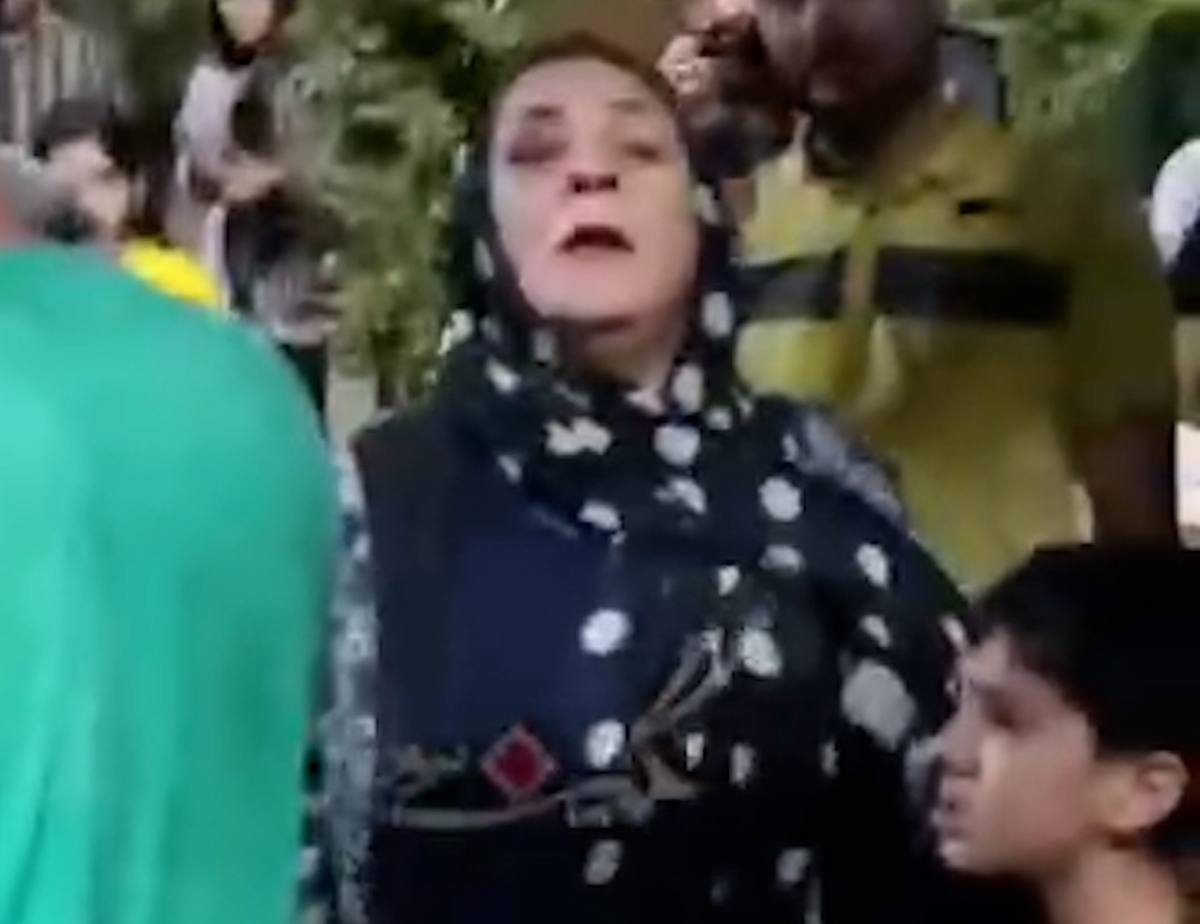 ویدیوی کتک زدن زن ایرانی توسط افغانی‌ها؛ بازداشت شدند!