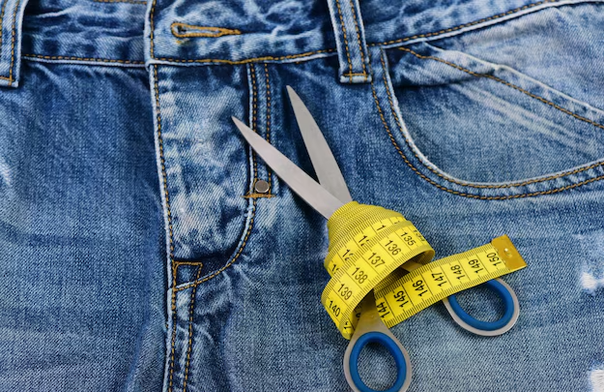 چگونه شلوار جین را به میزان دلخواه تنگ کنیم؟