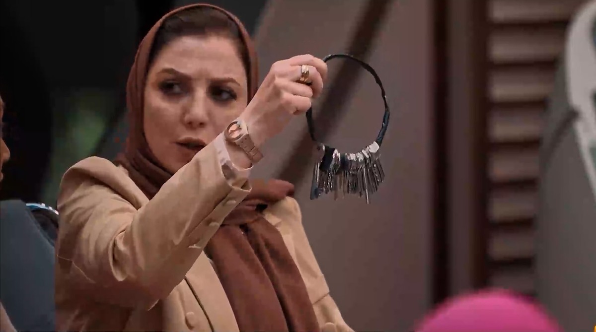 تمسخر حسن روحانی در برنامه احسان علیخانی