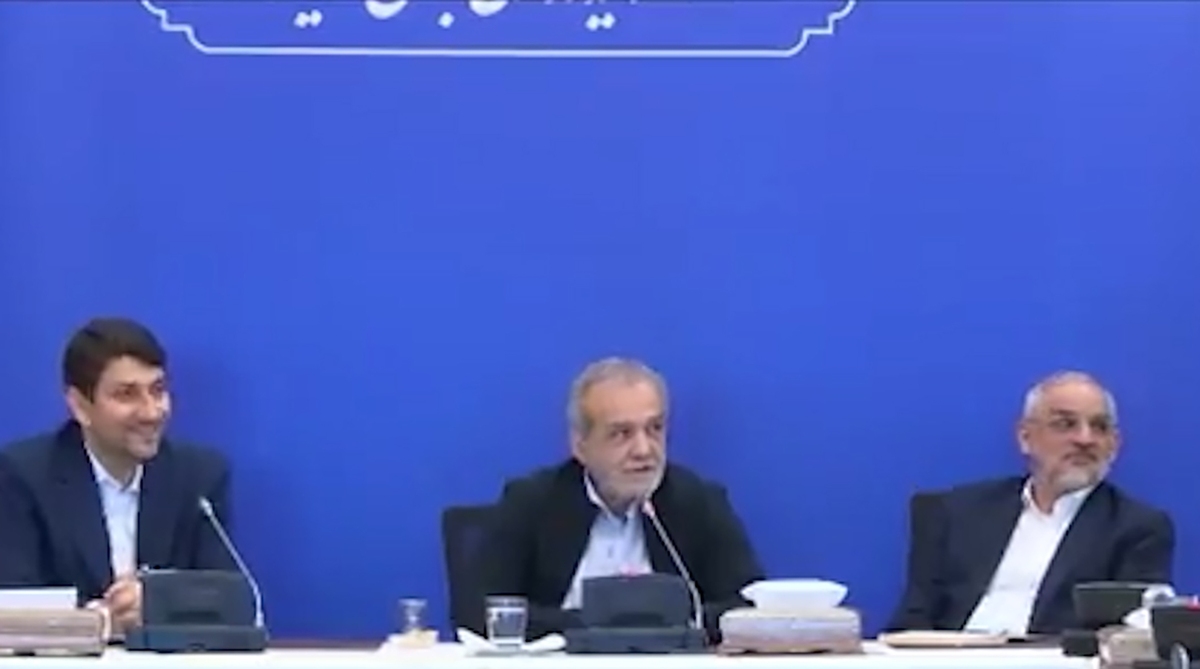 عصبانیت و ناراحتی پزشکیان در جلسه با دولتی‌ها