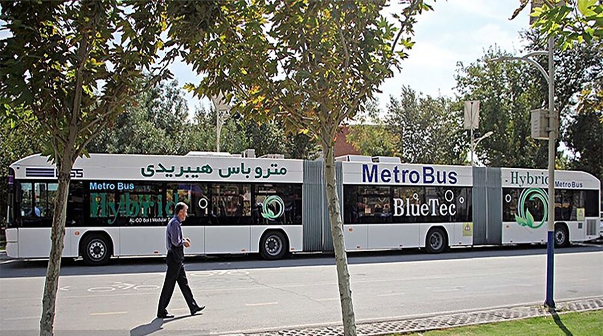معادل فارسی عجیب برای «متروباس»
