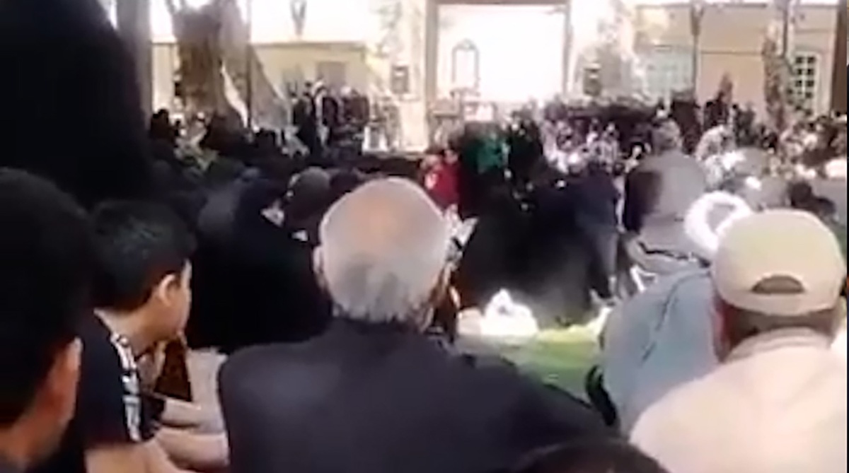 حکم تخلیه و تخریب آرامگاه خیام توسط یک روحانی؟!