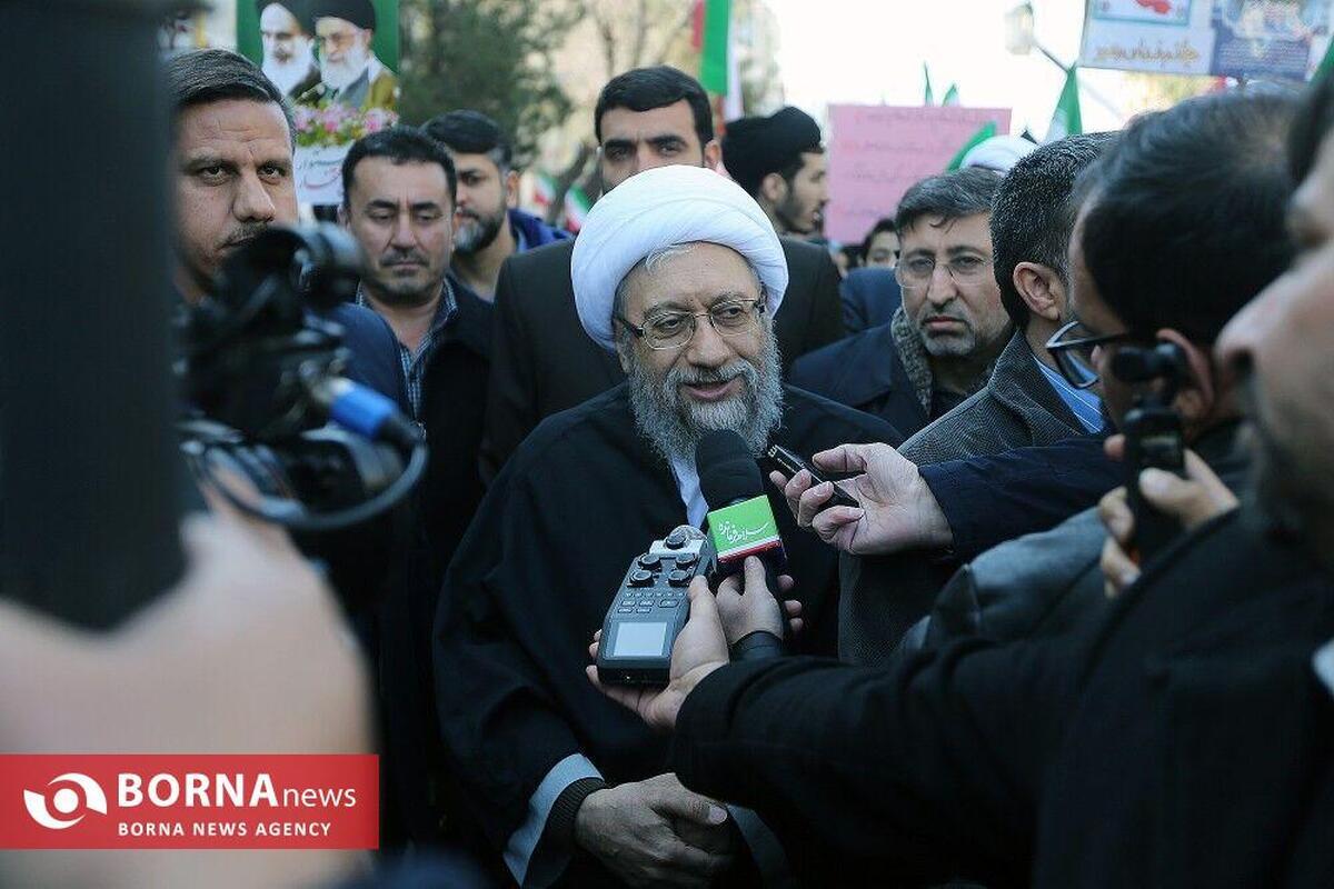 قالیباف: منظور آمریکا از مذاکره «خلع سلاح» است / لاریجانی: آمریکا اگر میخواست کاری کند اینقدر حرف نمی زد/عراقچی: اجازه نمی‌دهیم هیچکسی با زبان تهدید با مردم ایران صحبت کند