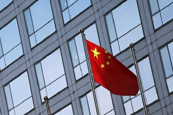 روز دهم/ ادامه جنگ حق و باطل و جنگ ظالم و مظلوم/ واکنش&zwnj;&zwj;&zwnj;ها به معرفی سومین رهبر جمهوری اسلامی ایران/ موج سی&zwnj;ام عملیات وعده صادق ۴ / به&zwnj;روز رسانی می&zwnj;شود