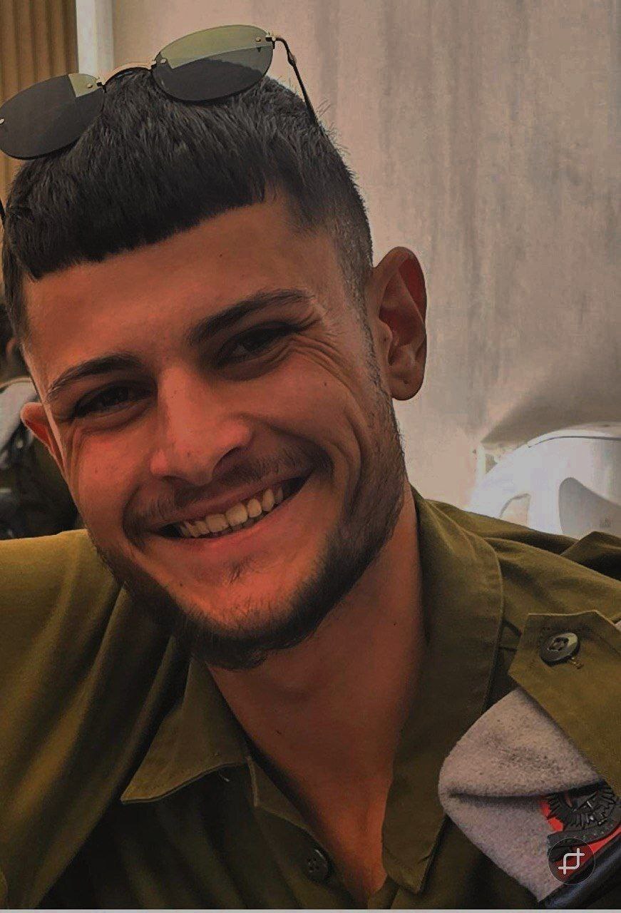 روز دهم/ ادامه جنگ حق و باطل و جنگ ظالم و مظلوم/ واکنش&zwnj;&zwj;&zwnj;ها به معرفی سومین رهبر جمهوری اسلامی ایران/ موج سی&zwnj;ام عملیات وعده صادق ۴ / به&zwnj;روز رسانی می&zwnj;شود