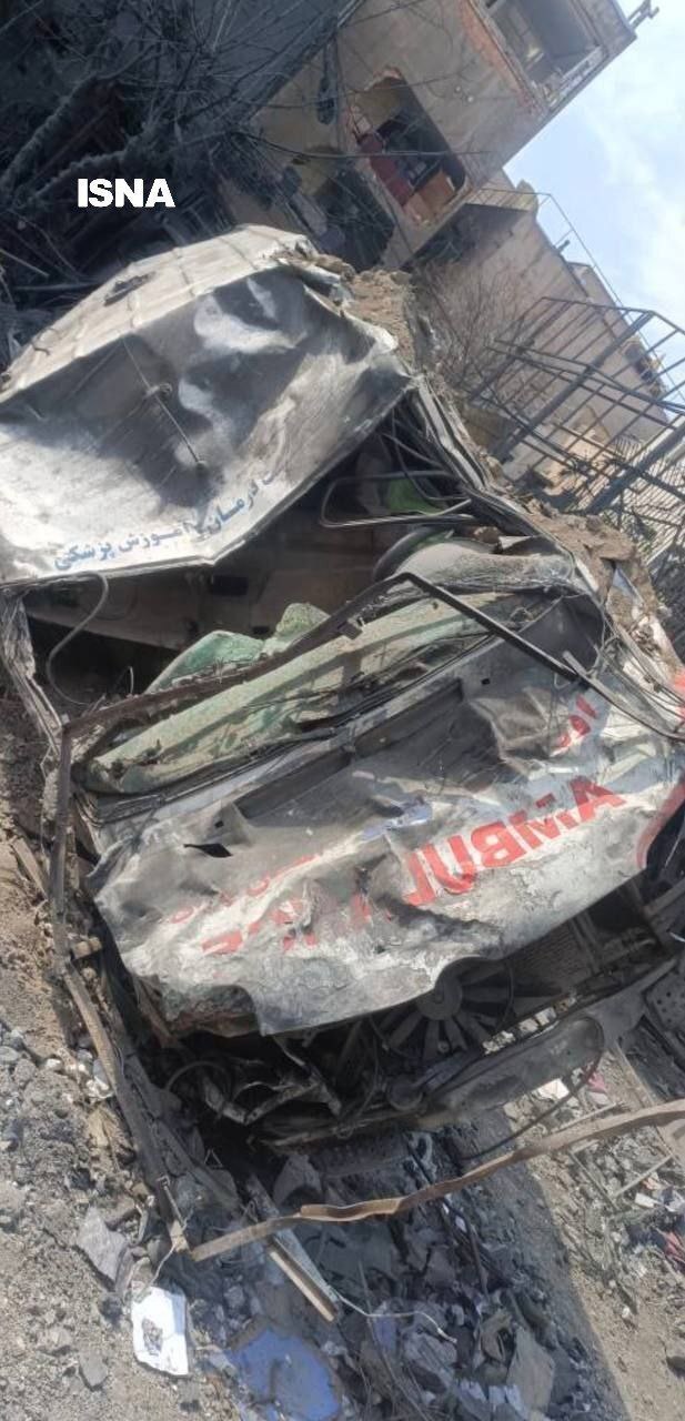 روز دهم/ ادامه جنگ حق و باطل و جنگ ظالم و مظلوم/ واکنش&zwnj;&zwj;&zwnj;ها به معرفی سومین رهبر جمهوری اسلامی ایران/ موج سی&zwnj;ام عملیات وعده صادق ۴ / به&zwnj;روز رسانی می&zwnj;شود