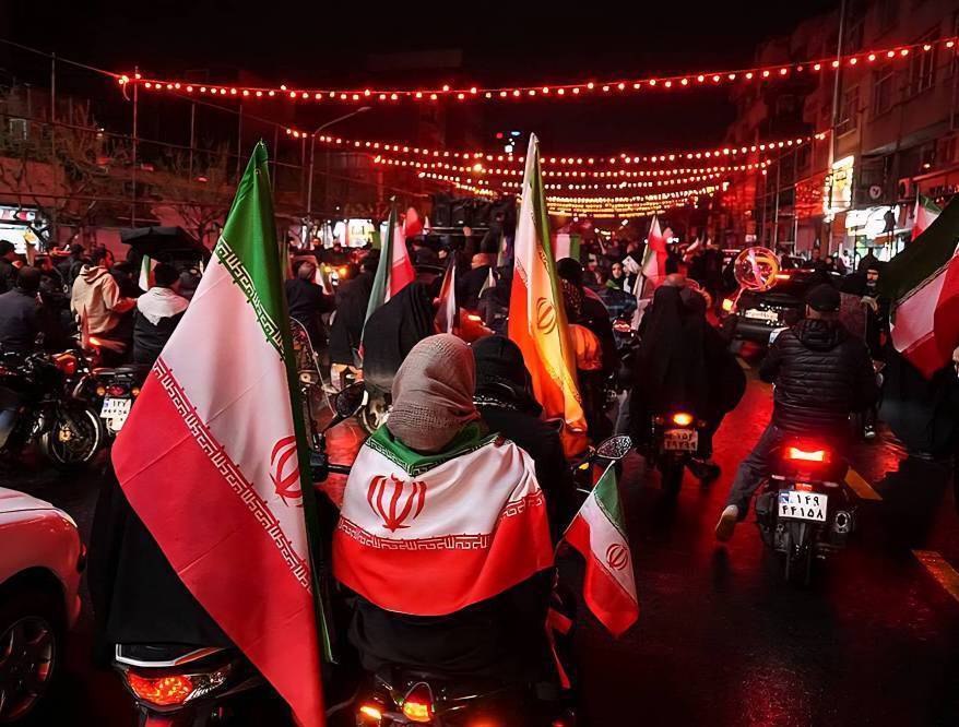 روز هجدهم/موج 58 وعده صادق ۴/ تقدیم به همه کودکان شهید خصوصا کودکان مدرسه میناب و خردسال ترین شهید جنگ رمضان