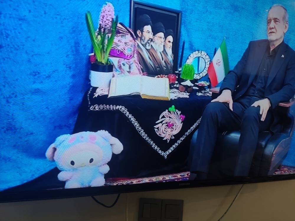 روز بیست و یکم/موج ۶۸ وعده صادق ۴نمایش ترکیبی از اقتدار دریایی و هوایی جمهوری اسلامی/ بروزرسانی می شود