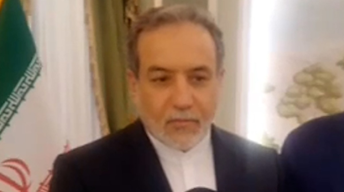 مواضع قابل تامل عراقچی پس از مذاکره با پوتین