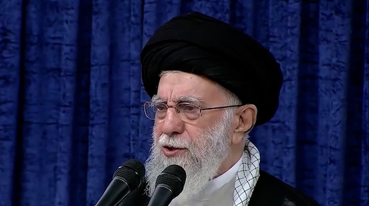 رهبر انقلاب: 8، 9 ماه نقشه نظامی کشیده بودند اما...
