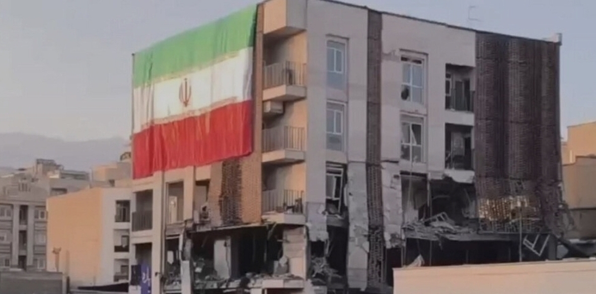 ملاحظات قانونی در رسیدگی به آسیب دیدگان جنگ رفع شود/ بار مدیریت بحران روی شهرداری بود