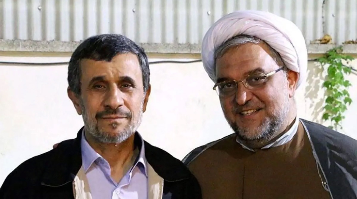 احمدی نژاد اسناد سری نظام را به چند کشور منتقل کرده!