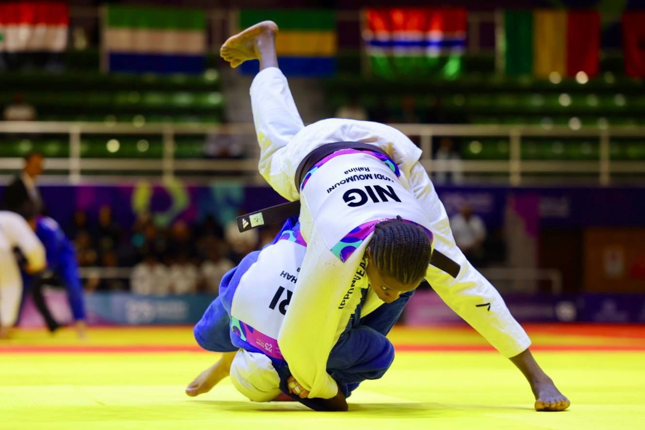 زنده از عربستان| پیروزی تنیس روی میز زنان/ صعود ۳ شناگر به نیمهنهایی زنده از عربستان| پیروزی تنیس روی میز زنان/ صعود ۳ شناگر به نیمهنهایی