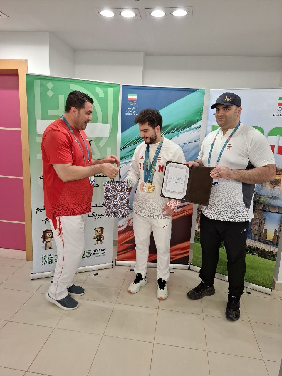 زنده از عربستان| پیروزی کاراته‌‌کاهای زنان ایران/ دو شناگر به فینال رسیدند