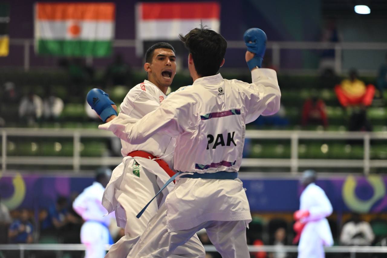 زنده از عربستان| آتوسا گلشادنژاد اولین فینالیست کاراته