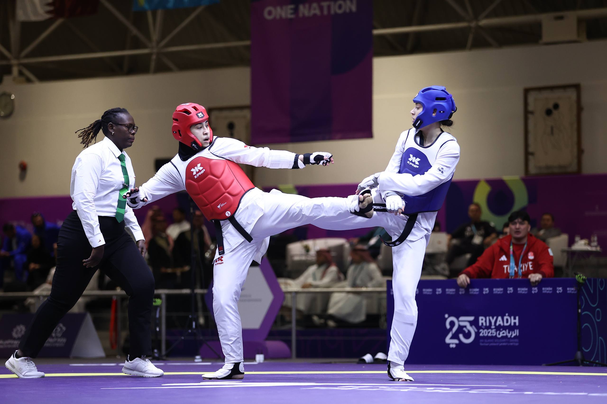 زنده از عربستان/ کولاک ووشوکاران با ۵ فینالیست