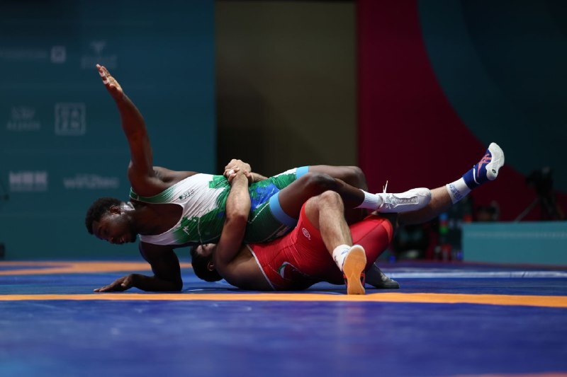 زنده از عربستان| بردهای ثانیه ای کشتی شروع شد