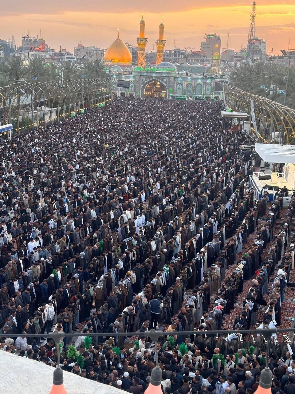 روز بیست و دوم/اجرای موج ۷۰ در بیش از 55 نقطه اشغال شده/ موشکهای بارشی به تلآویو اصابت کردند/هشدار قرارگاه خاتم به امارات/ بروزرسانی می شود روز بیست و دوم/اجرای موج ۷۰ در بیش از 55 نقطه اشغال شده/ موشکهای بارشی به تلآویو اصابت کردند/هشدار قرارگاه خاتم به امارات/ بروزرسانی می شود