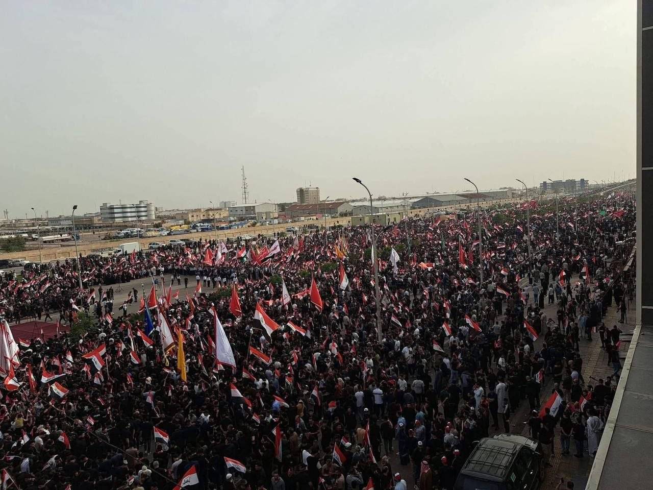 روز سی و ششم/ موج 94 وعده صادق4/حمله به مراکز صنعتی-نظامی و محل&zwnj;های استقرار فرماندهان رژیم صهیونیستی/حمله دشمن آمریکایی صهیونی به منطقه ویژه پتروشیمی های ماهشهر، بندر امام و ابوعلی و نیروگاه بوشهر/ بروزرسانی می شود