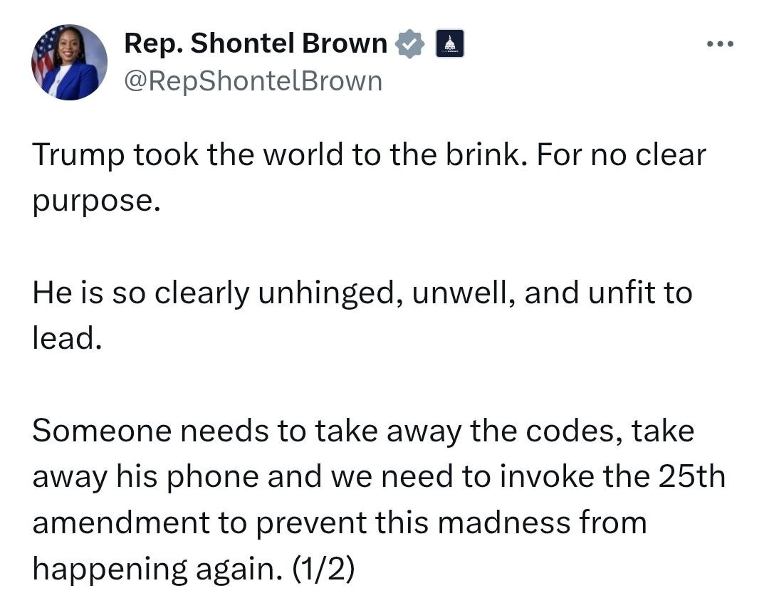 روز چهلم/عقبنشینی ترامپ: آتشبس اعلام میکنم/نیویورک تایمز: تمام تحریمها رفع میشود/وعده صادق ۴ در موج صدم/بروزرسانی می شود روز چهلم/عقبنشینی ترامپ: آتشبس اعلام میکنم/نیویورک تایمز: تمام تحریمها رفع میشود/وعده صادق ۴ در موج صدم/بروزرسانی می شود