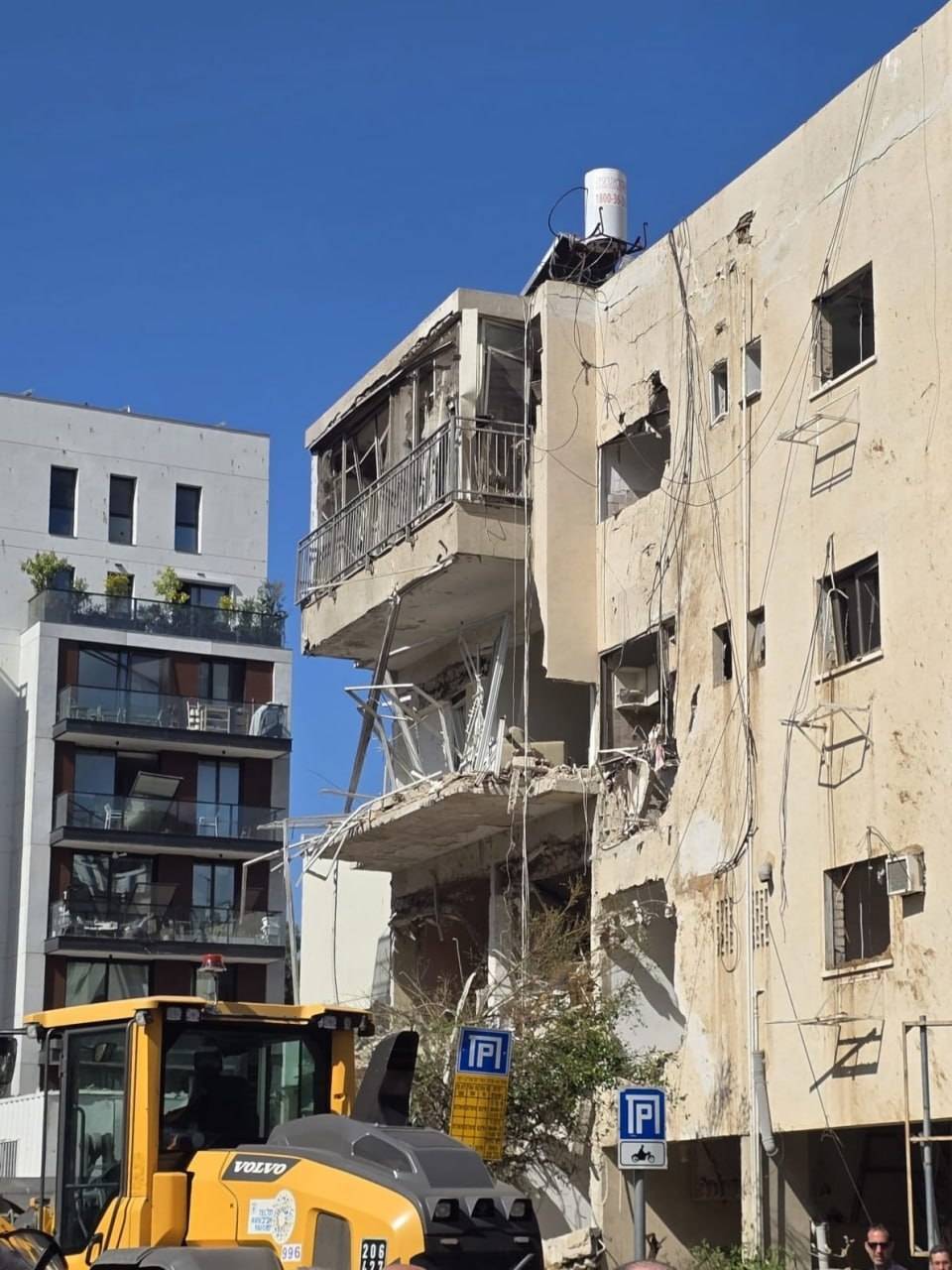 روز بیست و پنجم/موج ۷۸ وعده صادق ۴/حمله موشکی به ایلات، دیمونا و شمال تل آویو و برخی پایگاههای ارتش تروریستی آمریکا/بروزرسانی می شود...