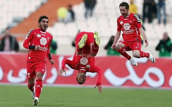 پرسپولیس با شکست سپاهان به جمع مدعیان جام برگشت/تسنیم
