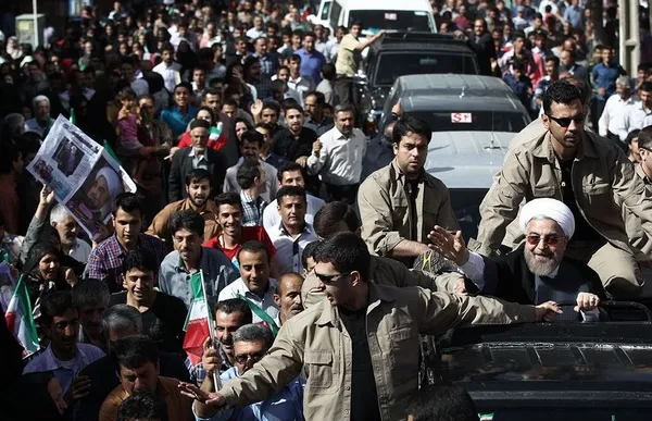 استقبال مردمی از رئیس جمهور در استان چهارمحال و بختیاری/President O.W
