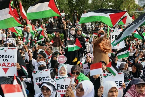  راهپیمایی حامیان فلسطین در اندونزی 