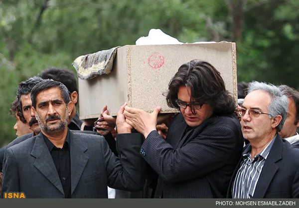 مراسم تشییع و خاکسپاری محمد قهرمان &ndash; شاعر