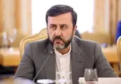 تاریخ نام جنگ‌افروزان را روی سنگِ عبرت ثبت می‌کند