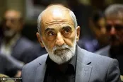دستور شریعتمداری به مردم آمریکا: ترامپ را برکنار کنید