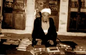 مروری بر خدمات مردی که تا ۹۳ سالگی نوشت و نسخه‌شناسی کرد