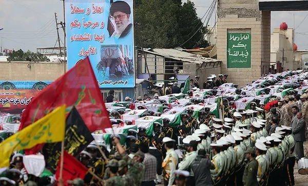 بازگشت پیکر ۹۵شهید دفاع مقدس ـ خرمشهر /تسنیم
