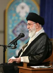 راه علاج دشمنی‌ها، ایستادگی است / حوادث جزیی حواس مسئولان را از سازندگی پرت نکند / برخورد امنیتی قضایی با عوامل و افراد همسو با دشمن، کار فرهنگی با افراد هیجان‌زده