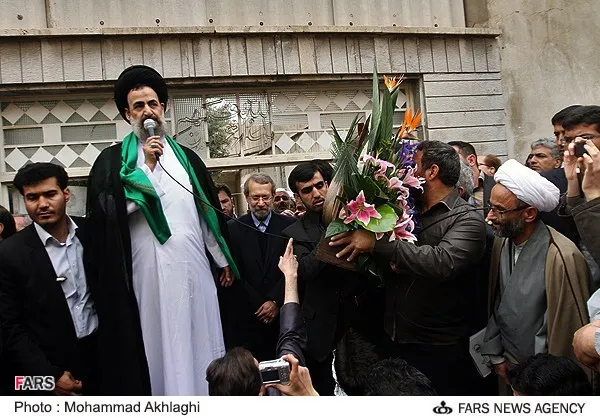 اسقبال مردم قم از علی لاریجانی رئیس مجلس شورای اسلامی، پنجشنبه ۲۴-۱۲-۹۱