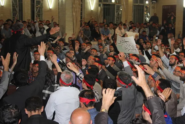 تجمع مدافعان حرم در اردبیل/ISNA
