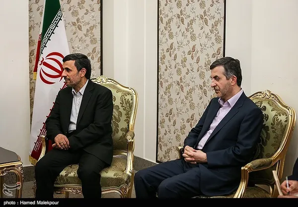 محمود احمدی نژاد رئیس جمهور سابق و مشایی