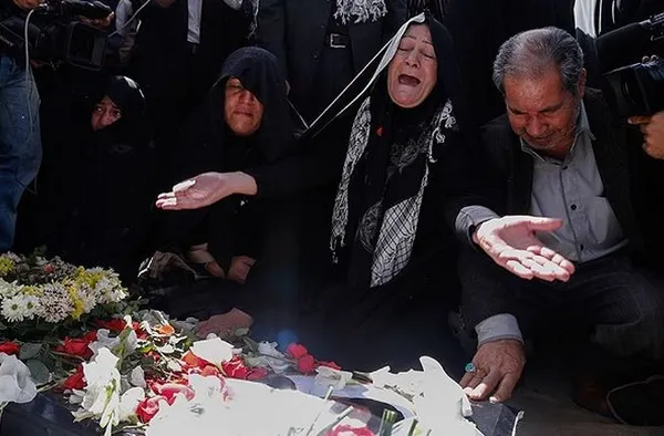 مراسم استقبال از خانواده شهید جواد نظام دوست، صبح روز یکشنبه در دانشکده صدا و سیما برگزار شد./FNA

